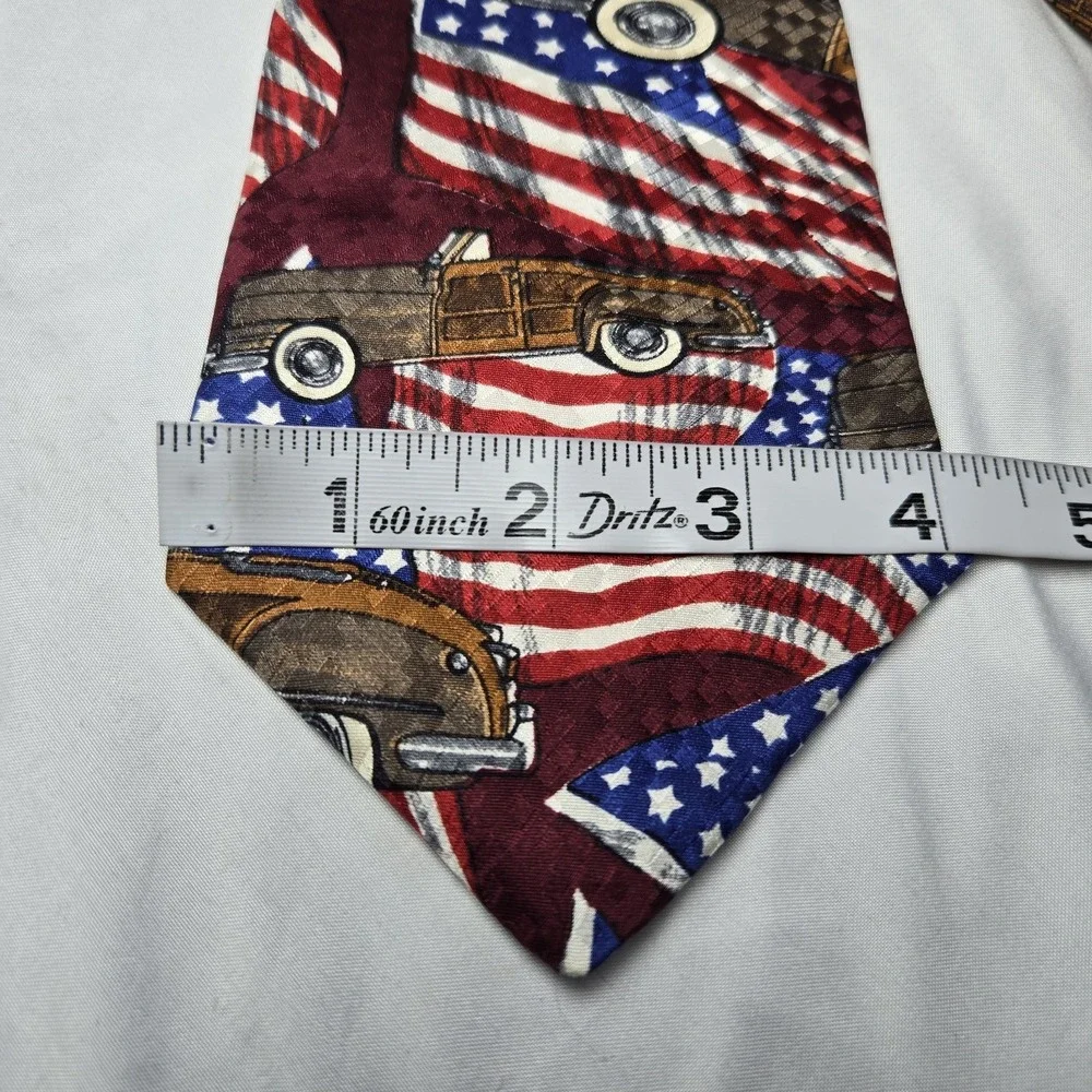 Vintage Guess By Georges Marciano Silk Neck‎ Tie Car America Flag 56 Inches USA